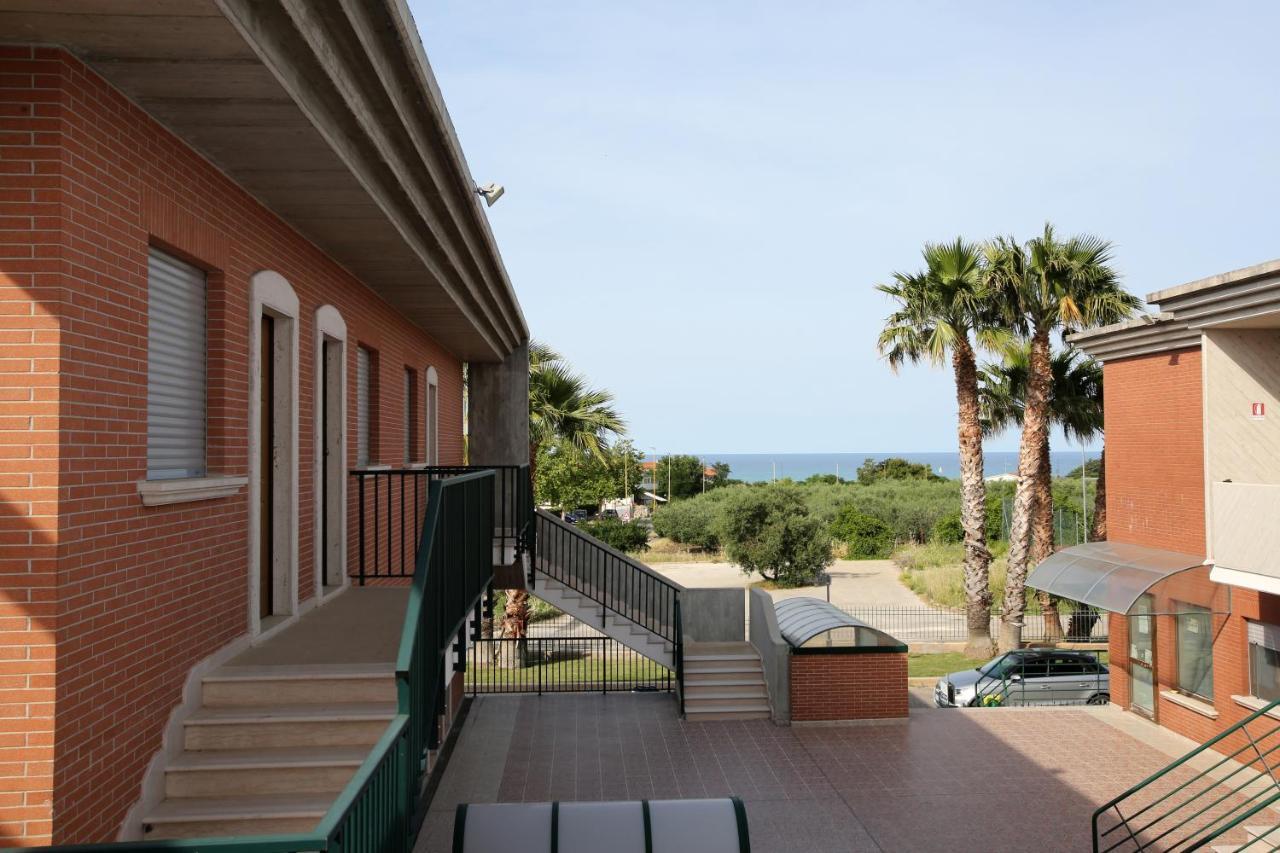 Residence Villaggio Del Sole แตร์โมลิ ภายนอก รูปภาพ